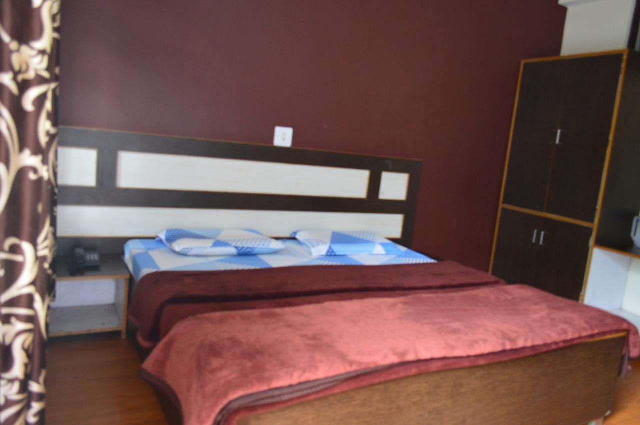 Dharamkot Inn Дармсала Экстерьер фото